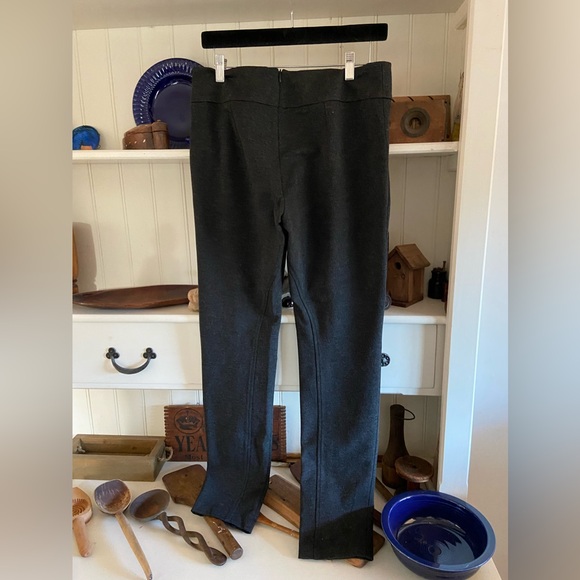 Iris Setlakwe - Picture 2 of 3